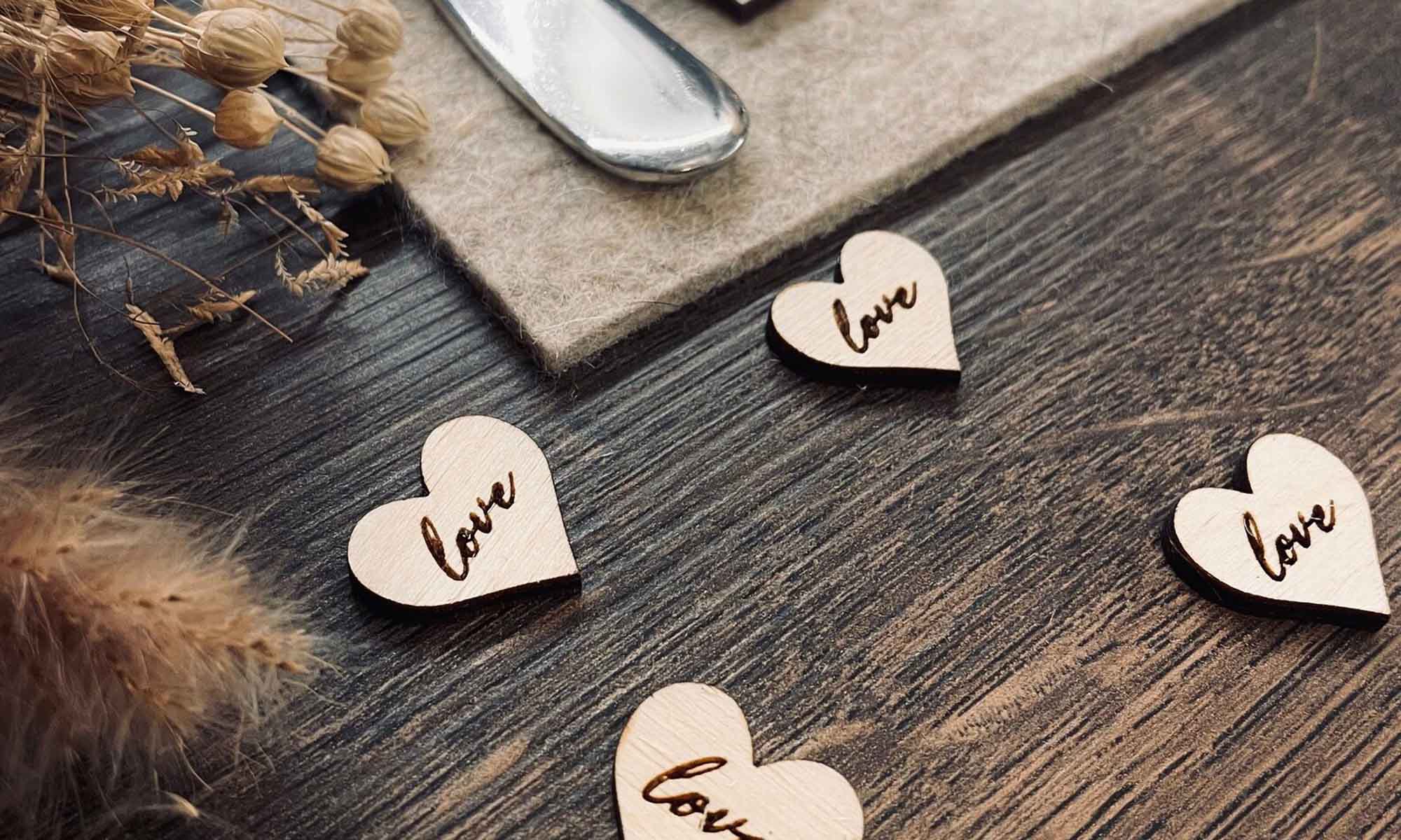 Cotswolds Laser Company wooden heart cut out wedding table confetti