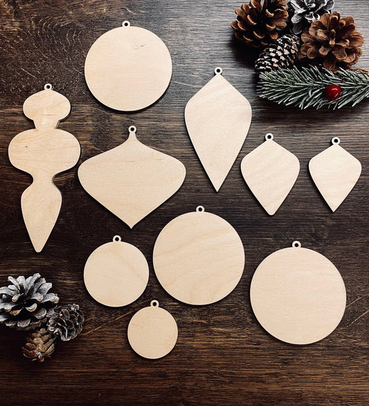 Set of 10 Nordic Christmas Blank Baubles | DIY Scandi Christmas Tree Decorations | Wooden Craft Blanks