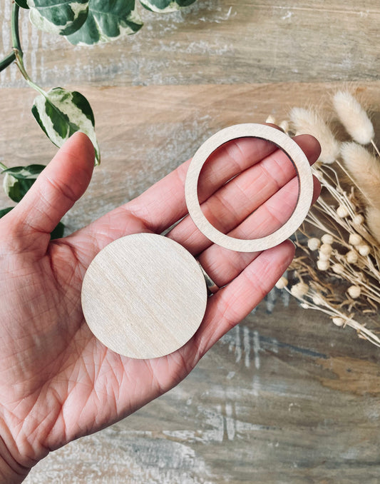 10x Wooden Circles / Wood Discs / Rings from 30mm Diameter | 3mm Thick Laser Cut Plywood Blanks | Craft Shapes